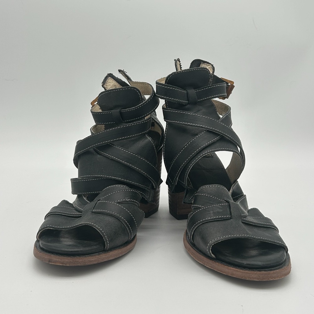 Freebird By Steven Black Claw Sandal Strappy Genuine Leather Boho Gladiator 10